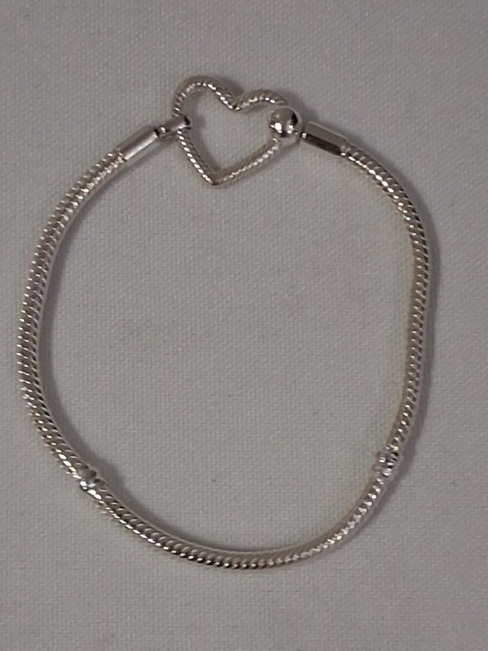 Pandora Moments Heart Closure Snake Chain Bracelet – Style #599539C00-18